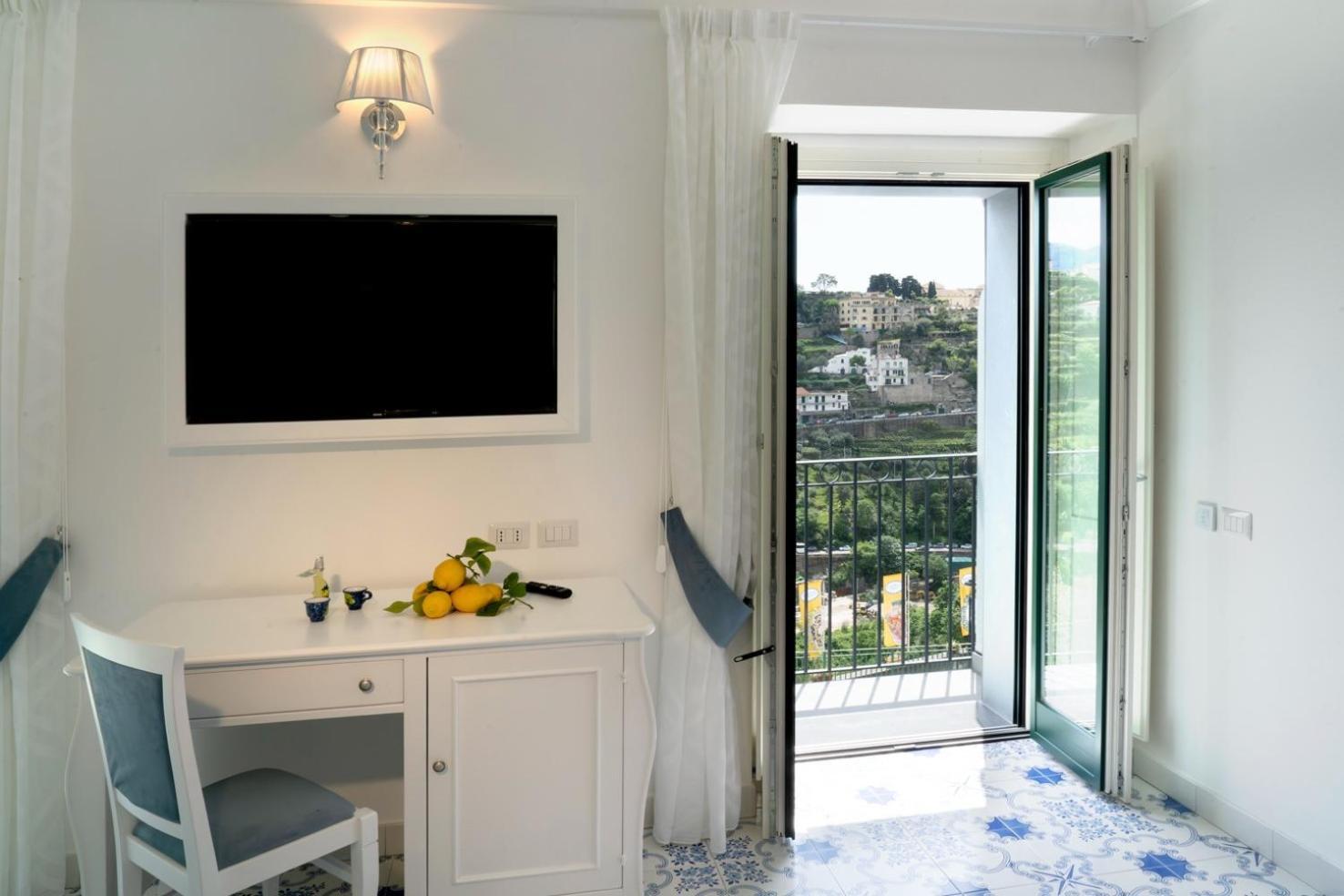 סקאלה Suites In The Amalfi Coast - Guesthouse With Terrace Near Amalfi - Breathtaking View Of Ravello מראה חיצוני תמונה